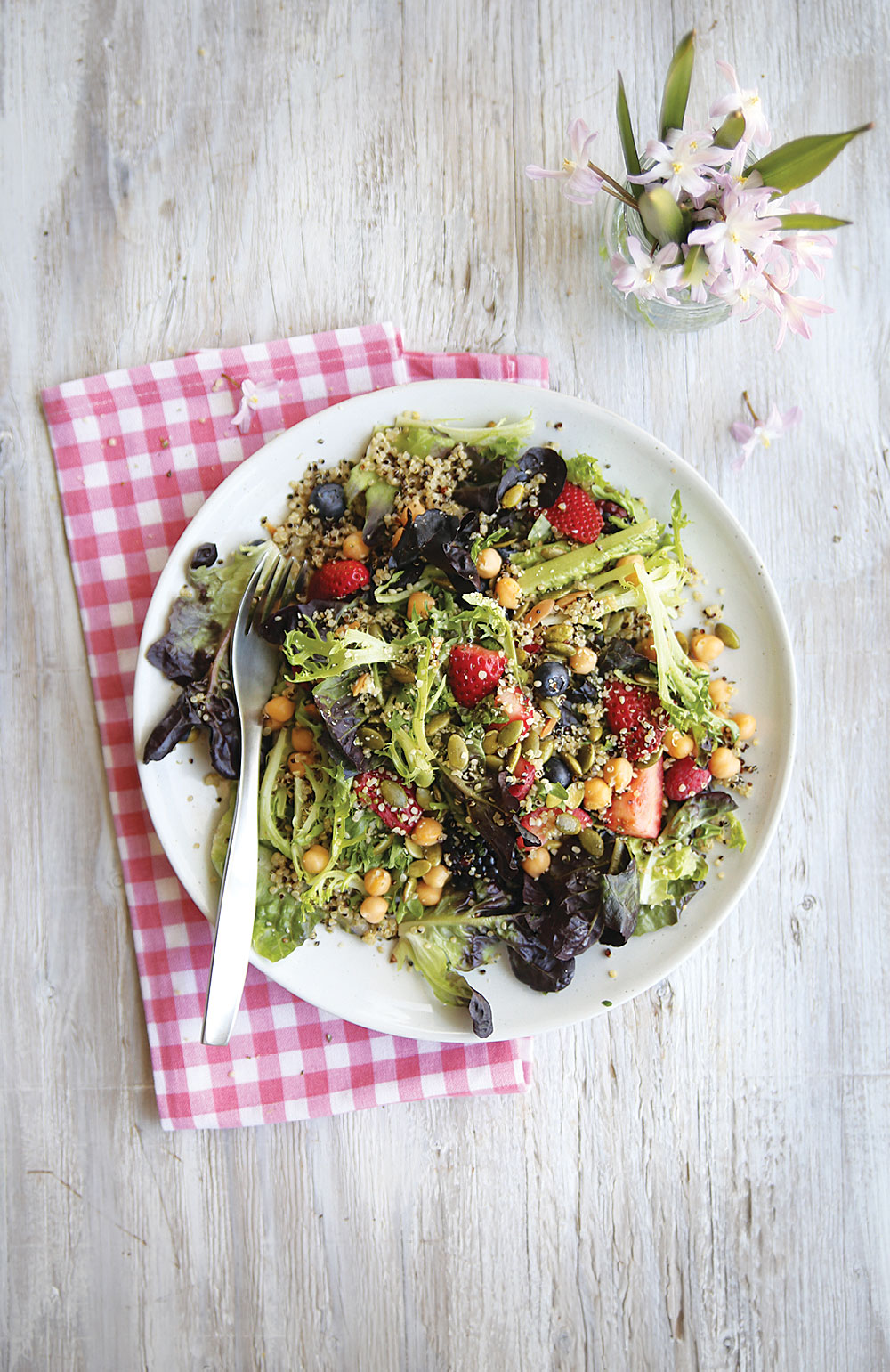 Berrylicious-Quinoa-Spring-Salad2