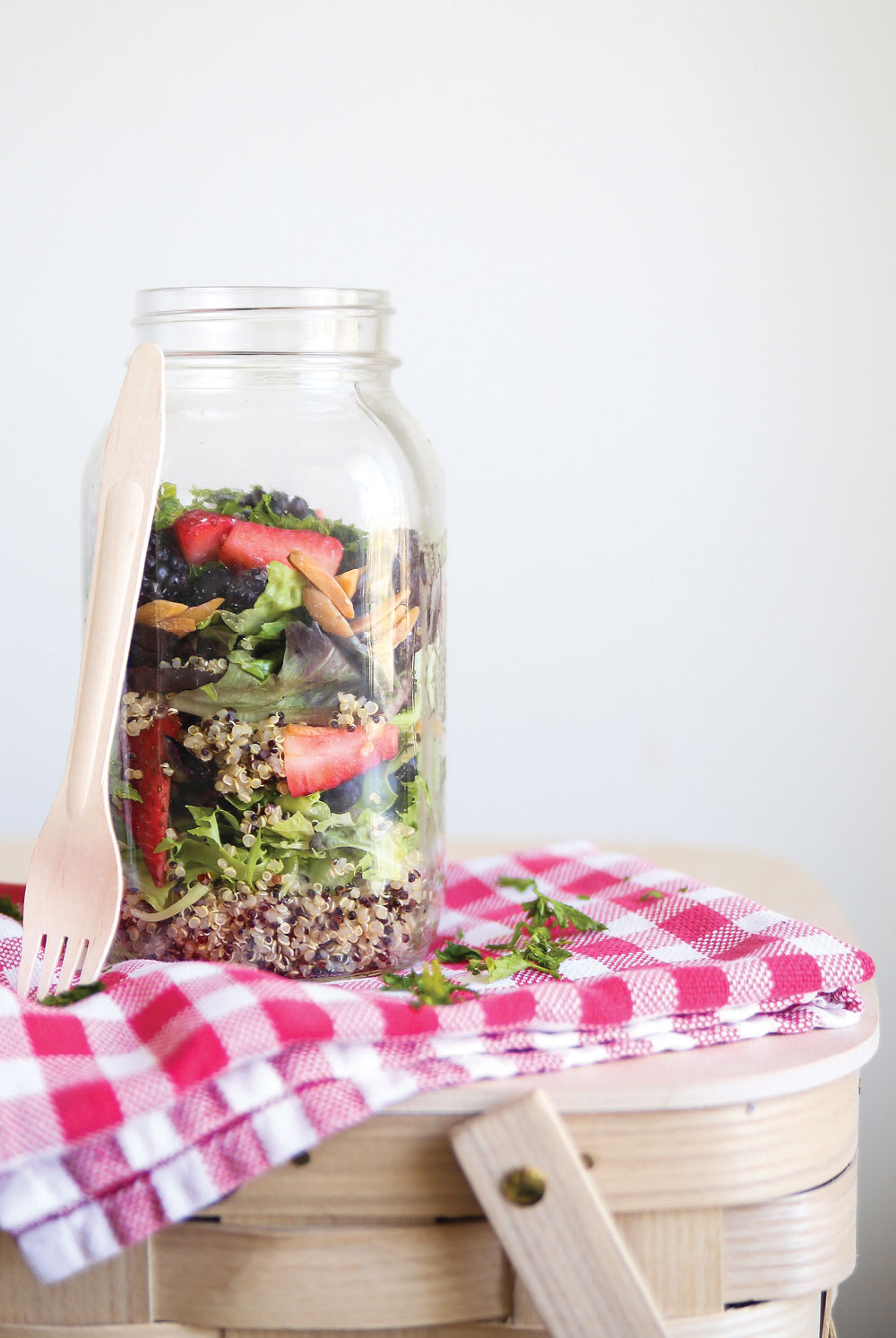 Ella-Leche-Pure-Ella-Quinoa-Summer-Salad-in-a-jar