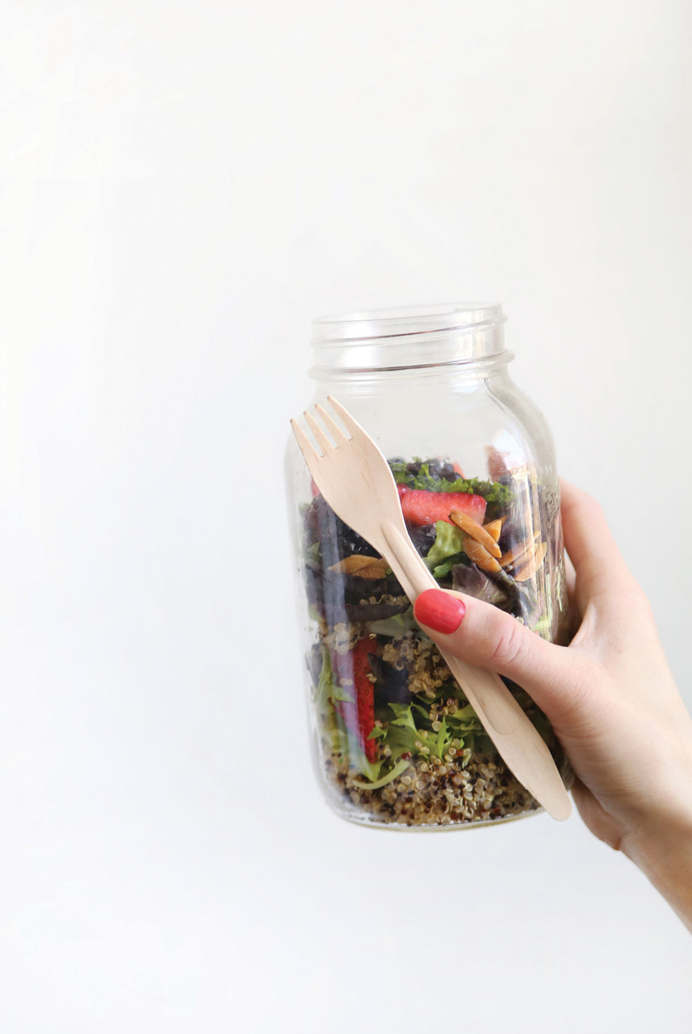 Ella-Leche-Pure-Ella-Quinoa-Summer-Salad-in-a-jar2