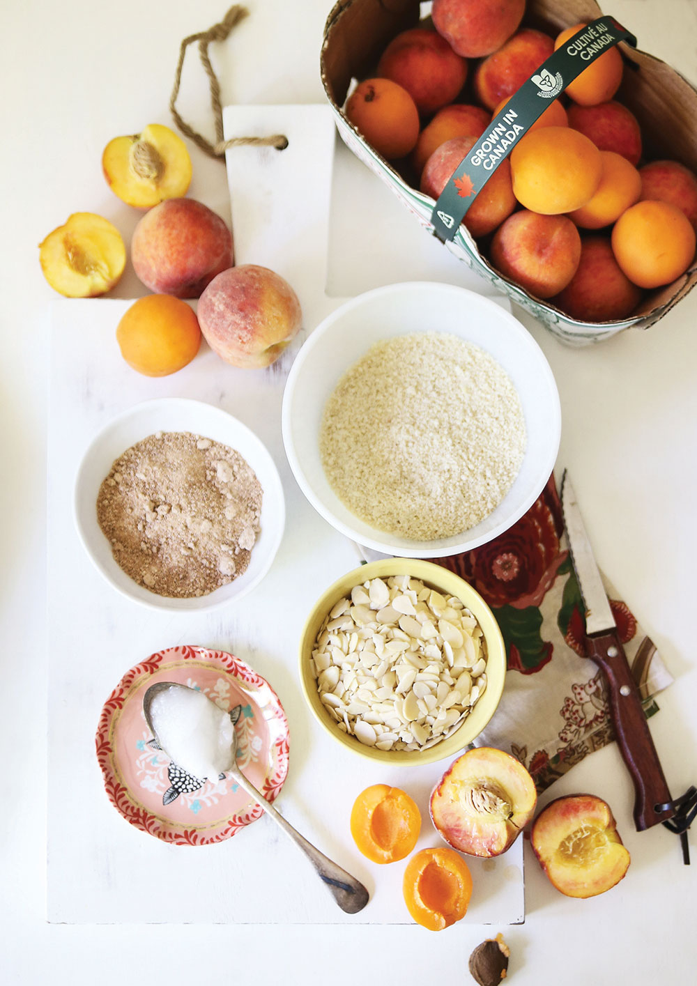 Grain-Free-Peach-Apricot-Crisp-Crumble-Pure-Ella-Leche3