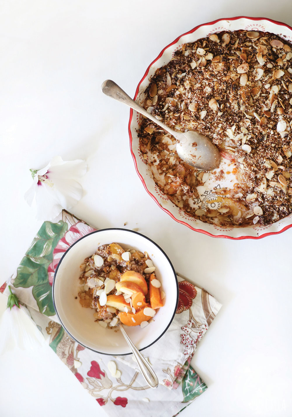 Grain-Free-Peach-Apricot-Crisp-Crumble-Pure-Ella-Leche7