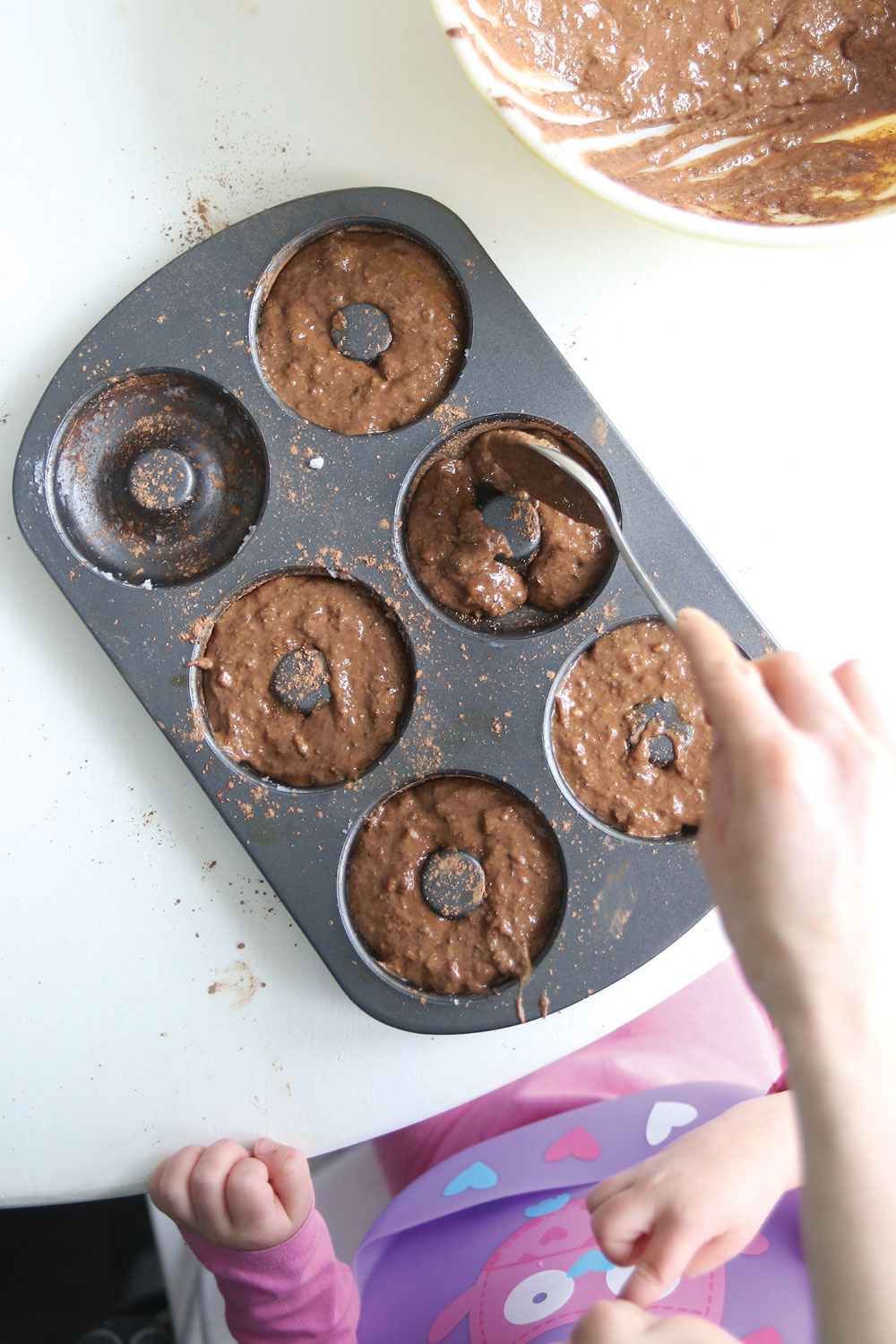 hazelnut-chocolate-doughnuts-deliciously-ella-pure-ella-leche5