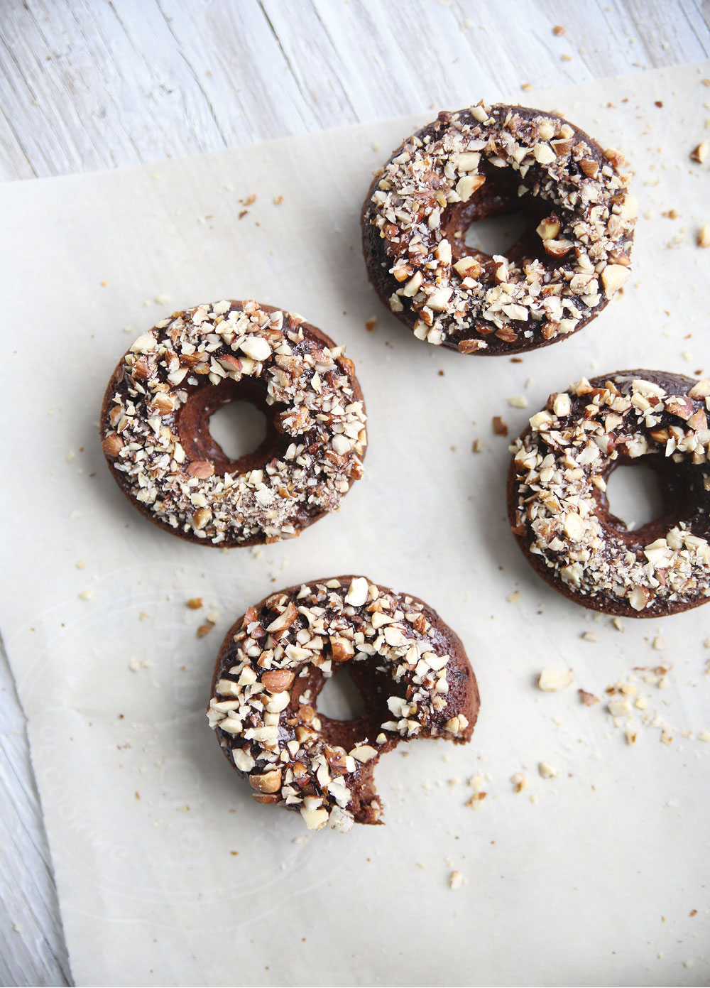 hazelnut-chocolate-doughnuts-deliciously-ella-pure-ella-leche6