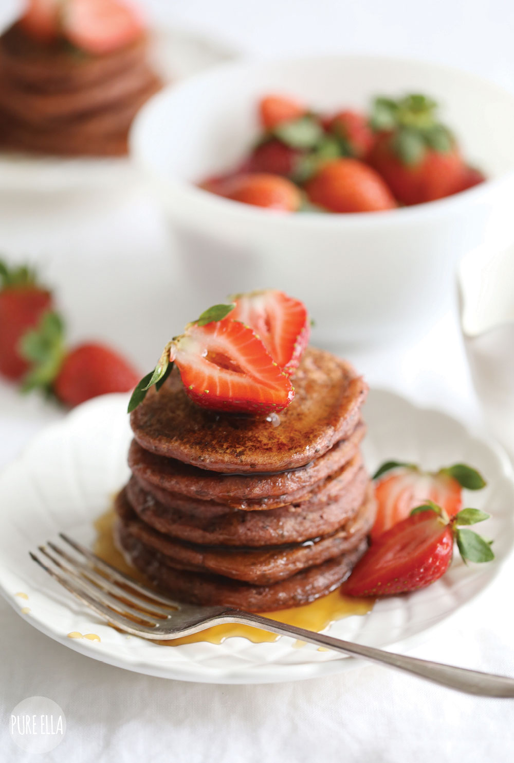 Pure-Ella-Healthy-Beetroot-Pancakes-gluten-free-vegan4