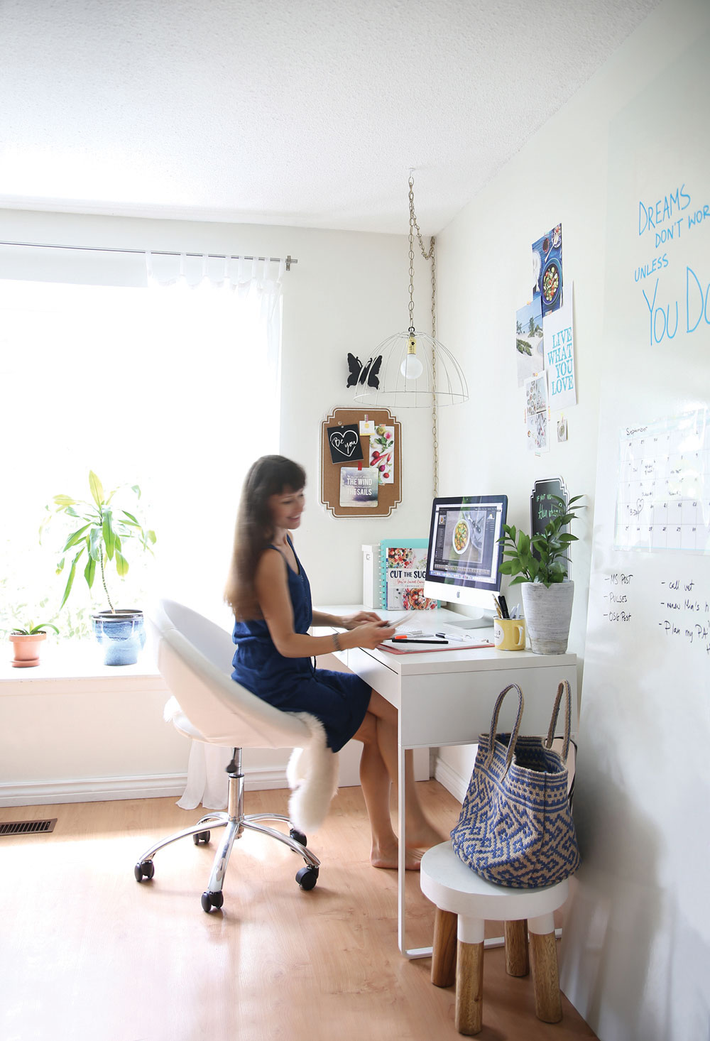 Pure Ella office + 6 tips to get organized