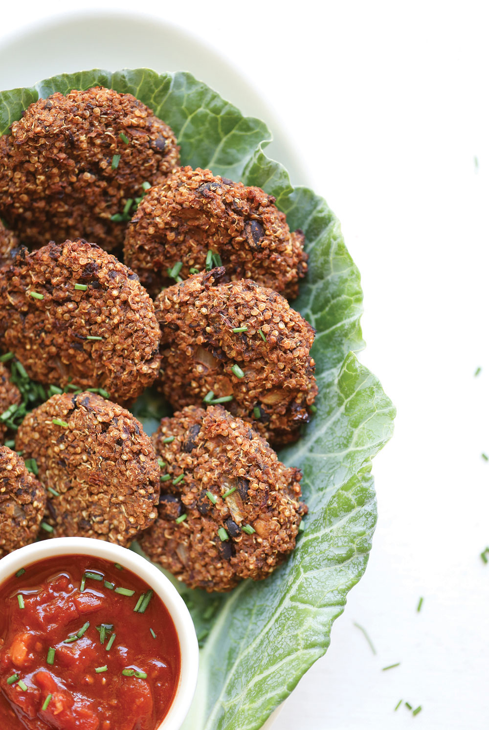 quinoa-black-bean-cakes-pure-deliciously-ella-leche