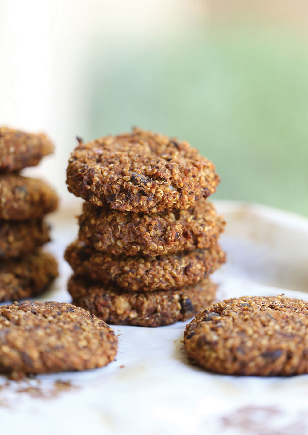 quinoa-black-bean-cakes-pure-deliciously-ella-leche5