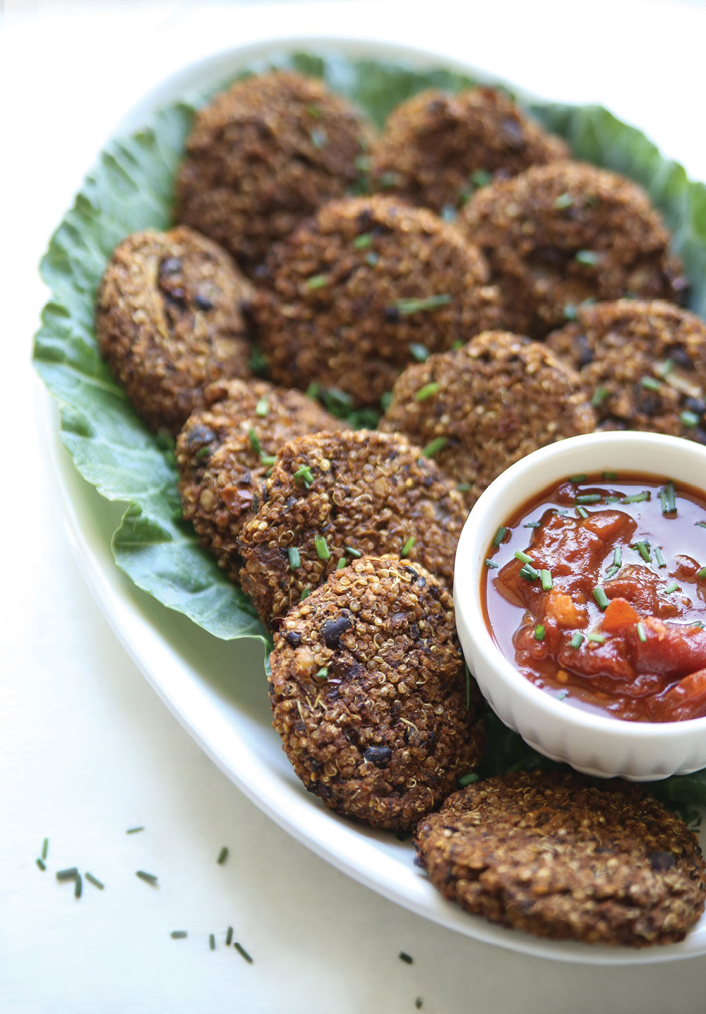 quinoa-black-bean-cakes-pure-deliciously-ella-leche8